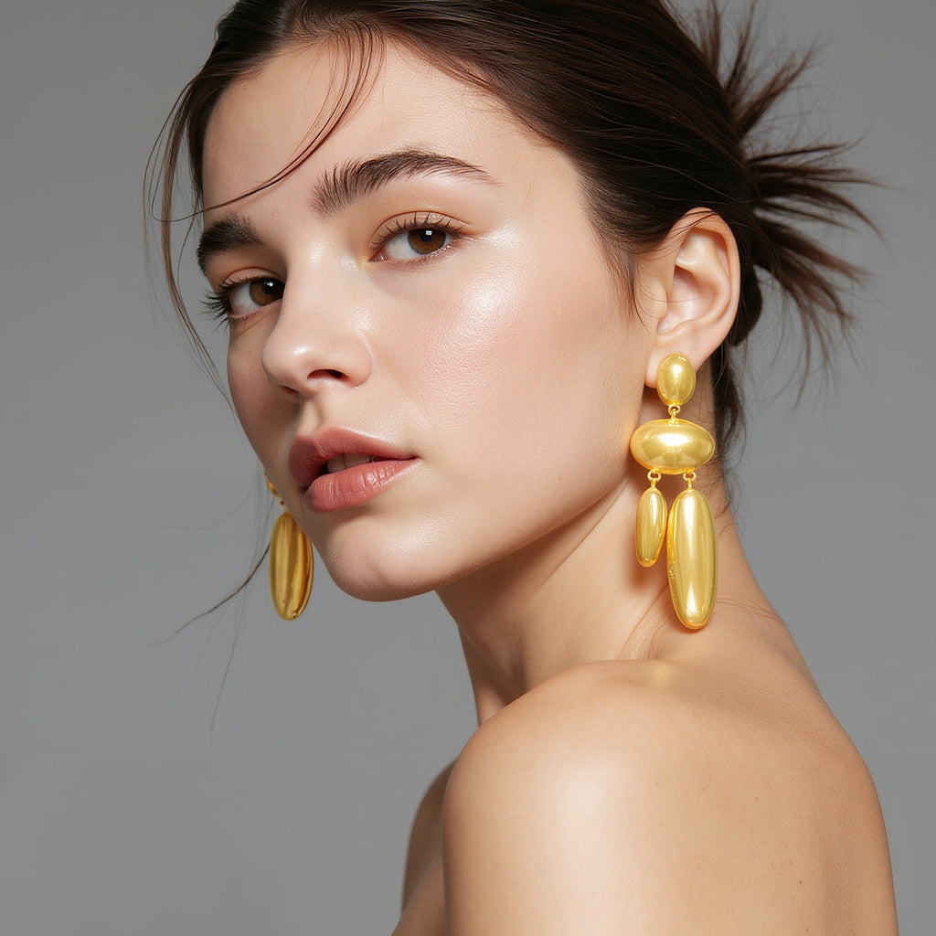 Charming Piece for Any Occasion