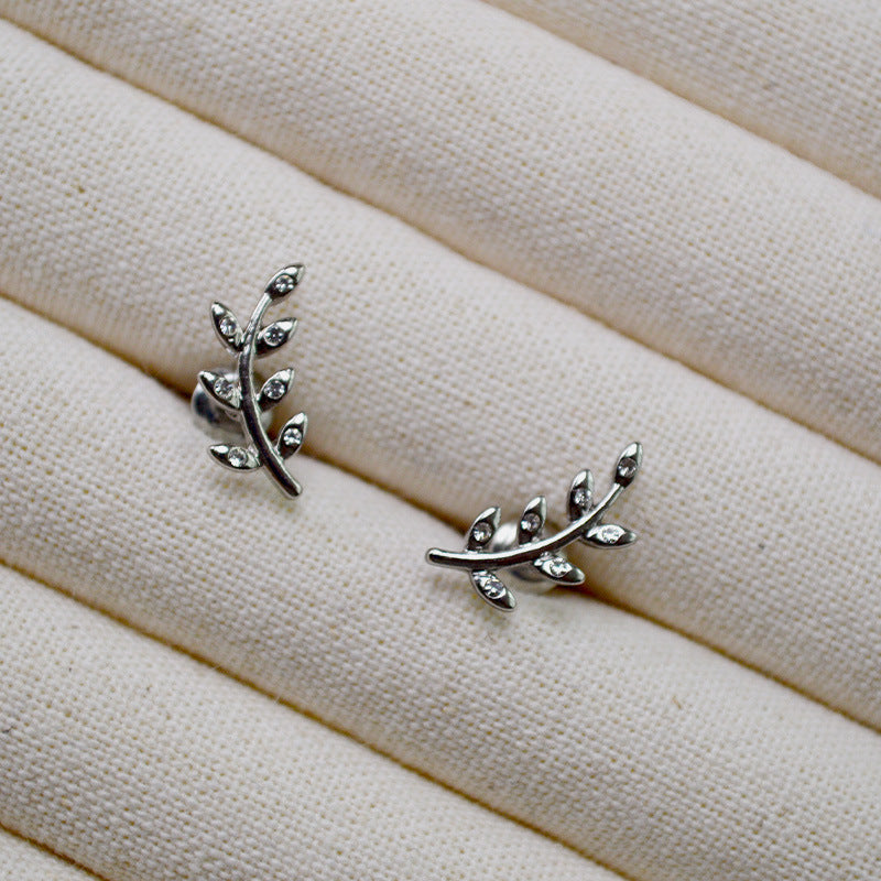Vintage Handmade Gold Earring