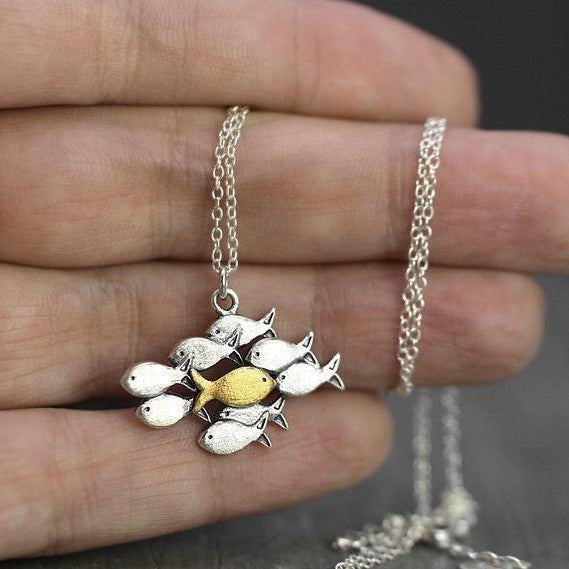 Classic Gold Necklace with Timeless Appeal