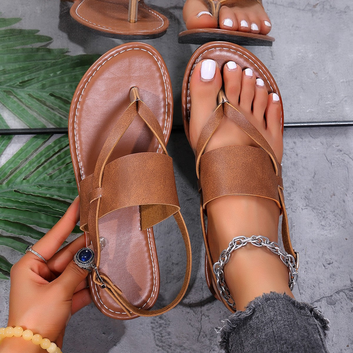 Graceful Orthopedic Sandals for Modern Look