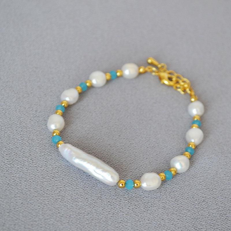 Classic Silver Bracelet with Timeless Appeal