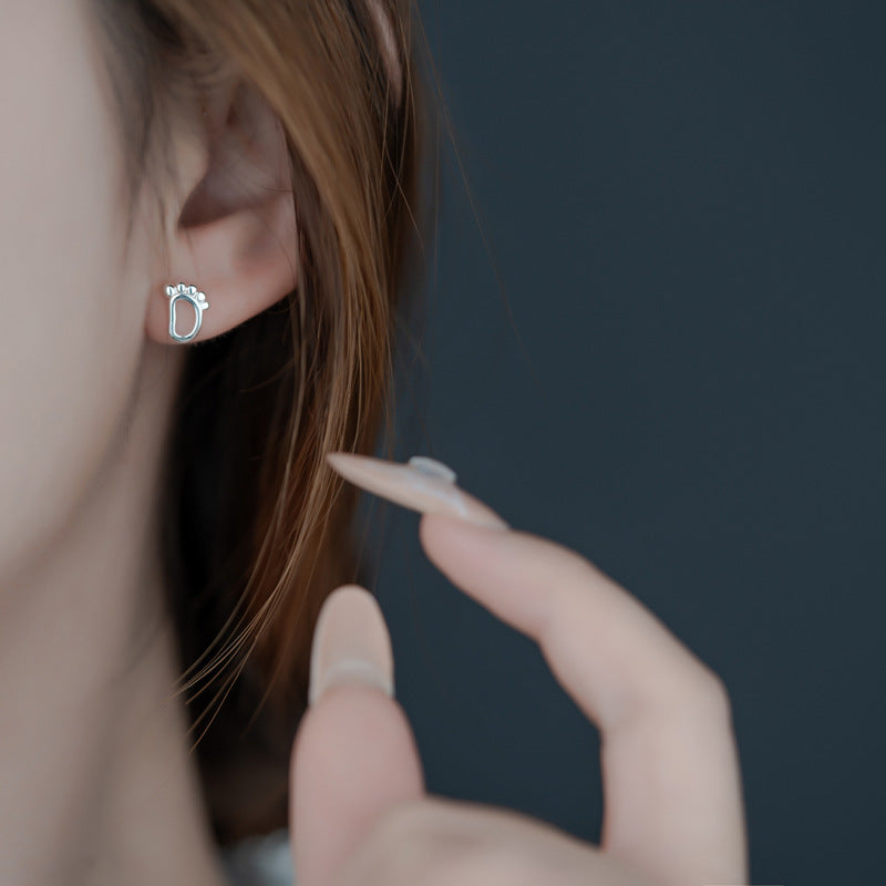 Charming Earring for Any Occasion