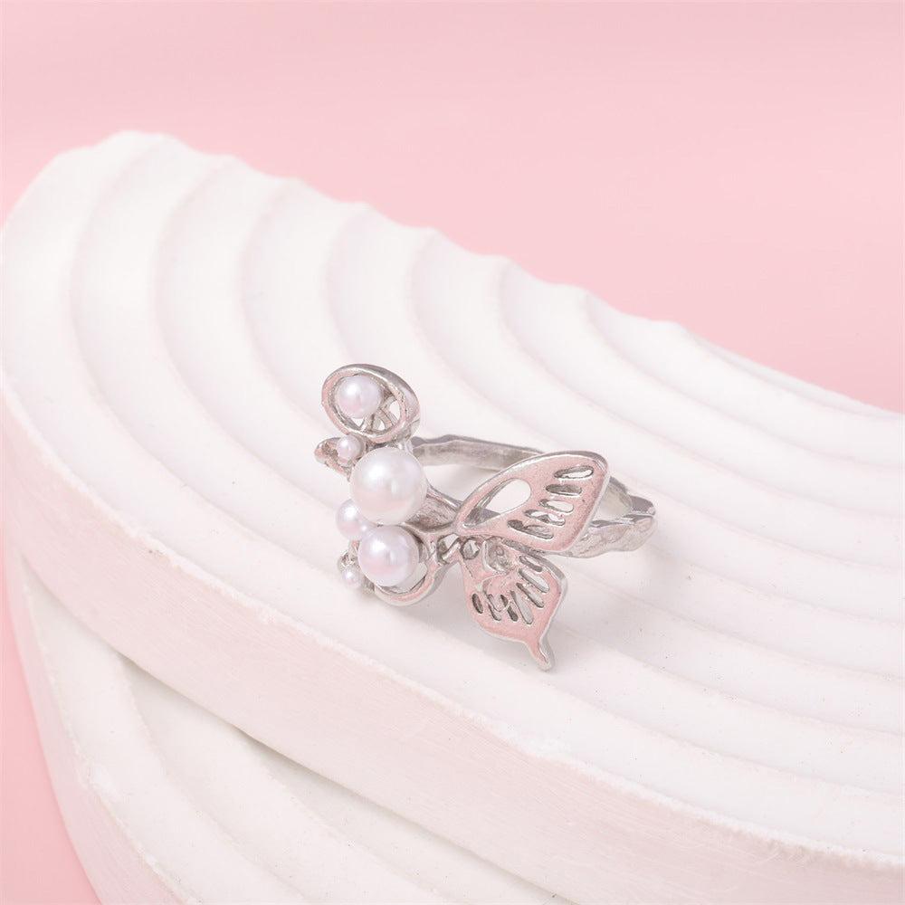 Romantic Pearl Ring for Special Moments