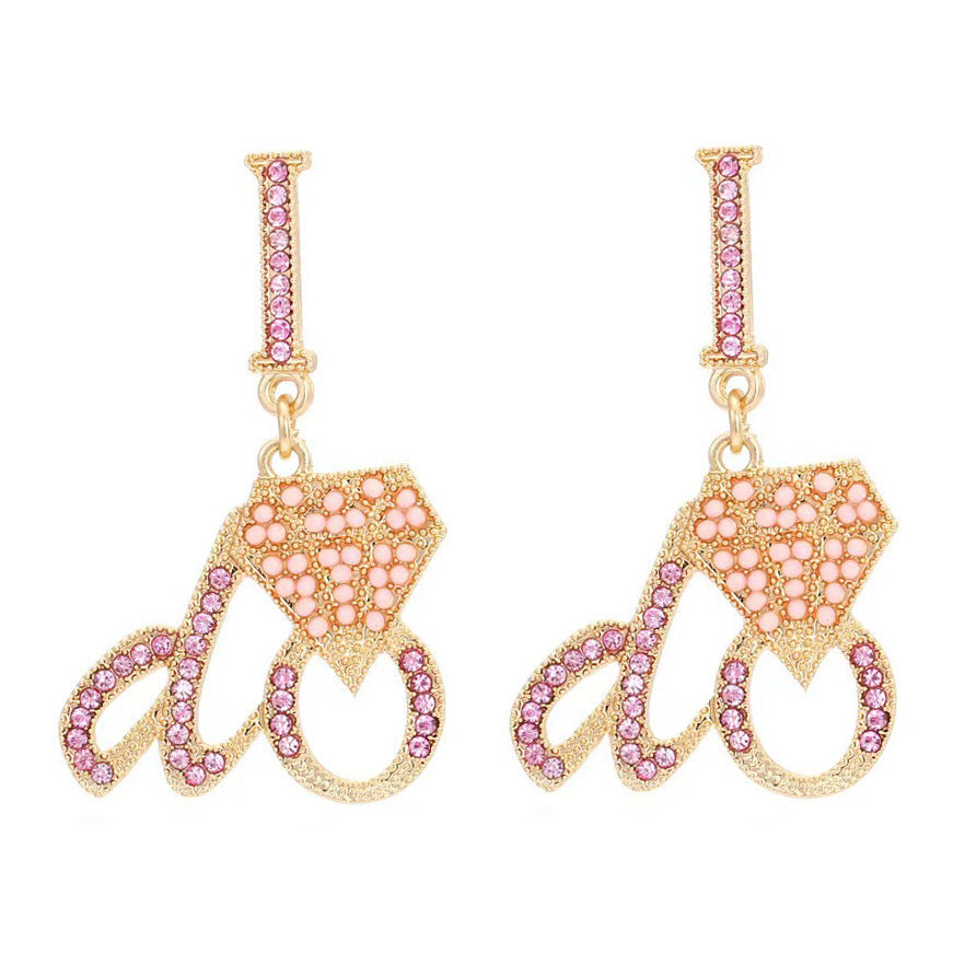 Charming Earring for Any Occasion
