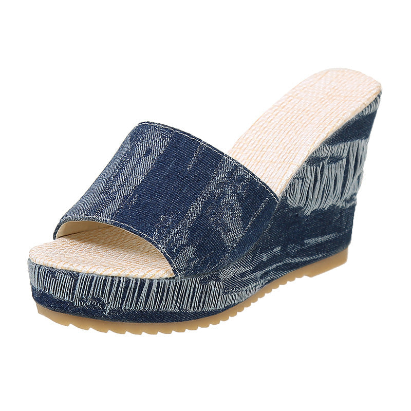 Graceful Orthopedic Sandals for Modern Look