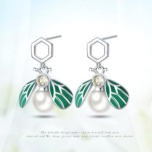 Delicate Artisan Gold Earring