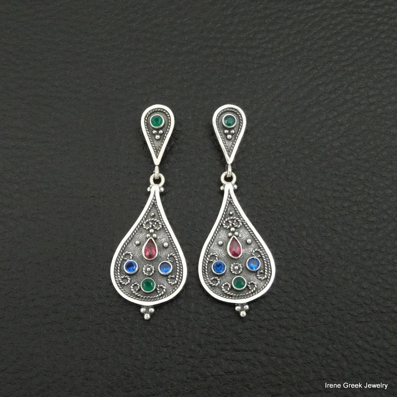 Charming Earring for Any Occasion