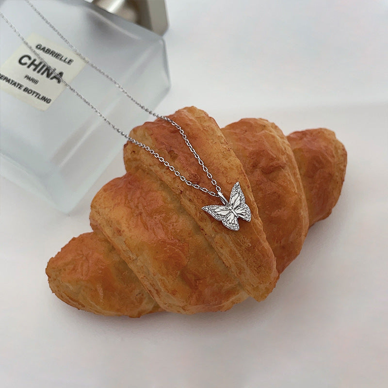 Charming Piece for Any Occasion