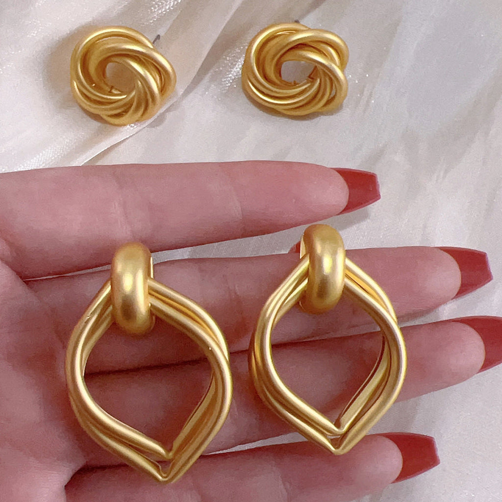 Romantic Earring for Special Moments