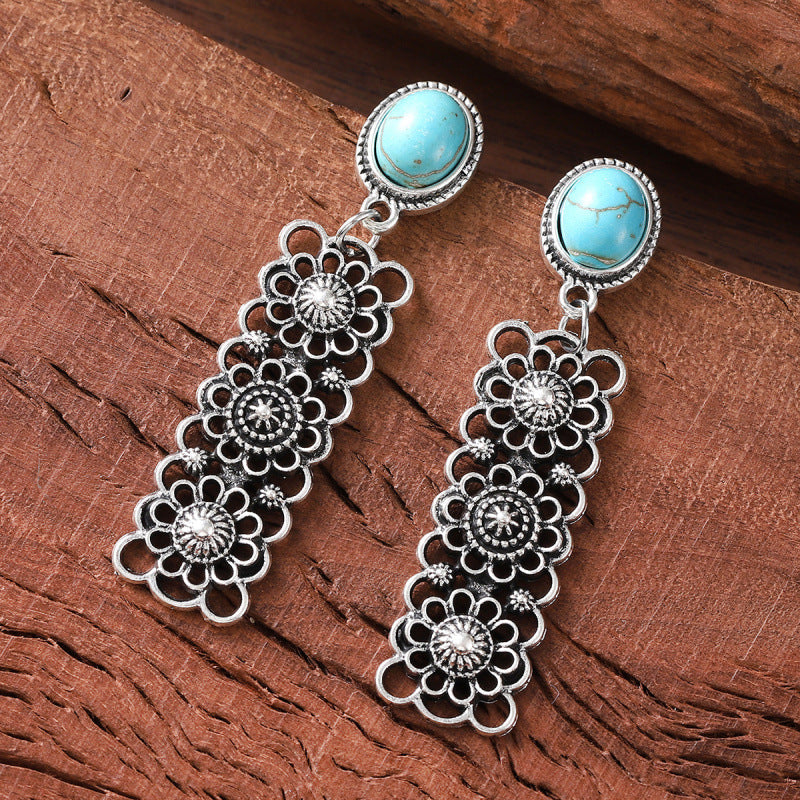 Charming Earring for Any Occasion