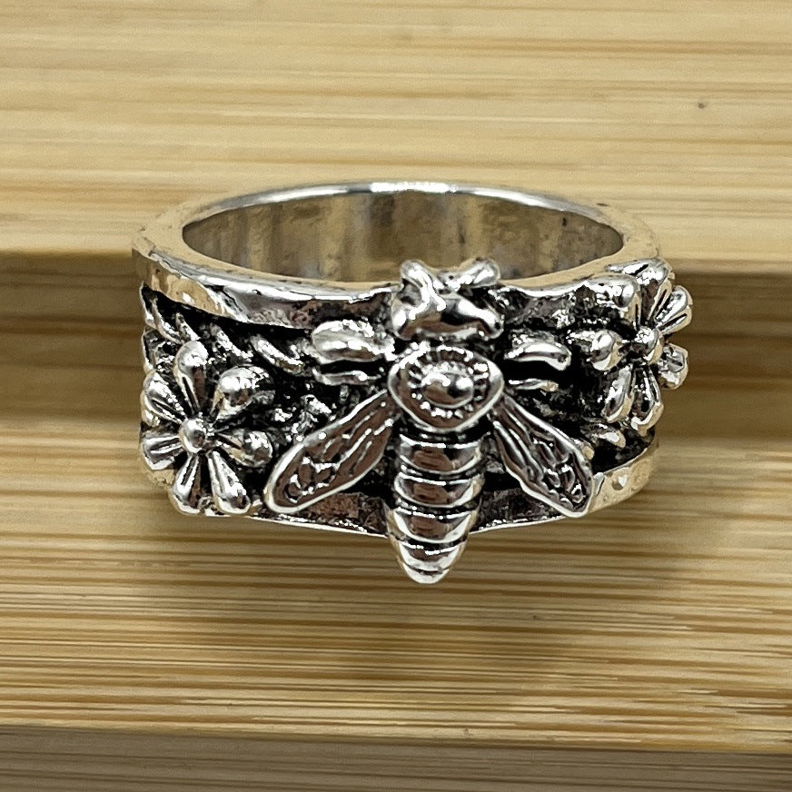 Classic Ring with Timeless Appeal