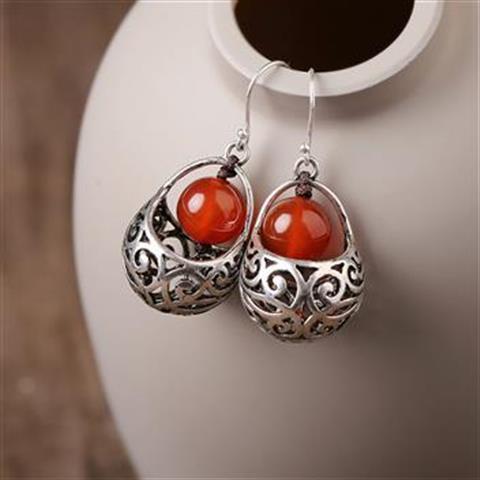 Stunning Gold Earring for Daily Wear