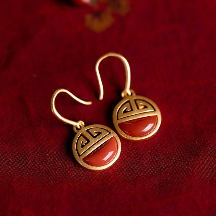 Beautiful Gold Earring with Unique Style