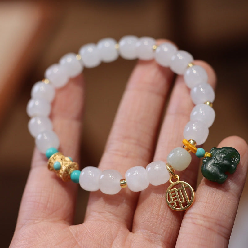 Romantic Gold Bracelet for Special Moments