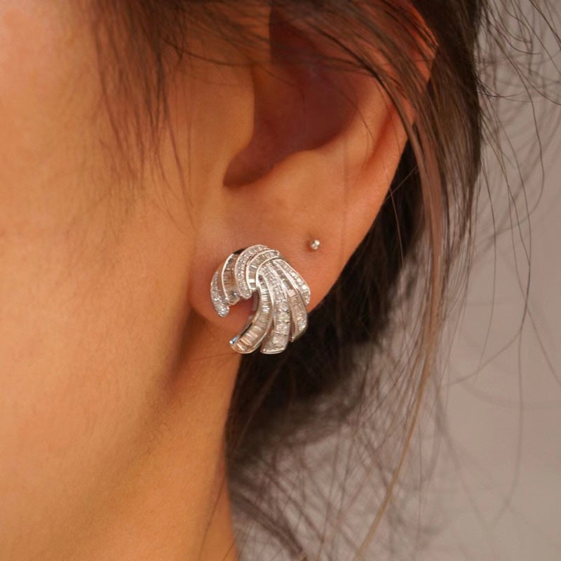 Romantic Earring for Special Moments