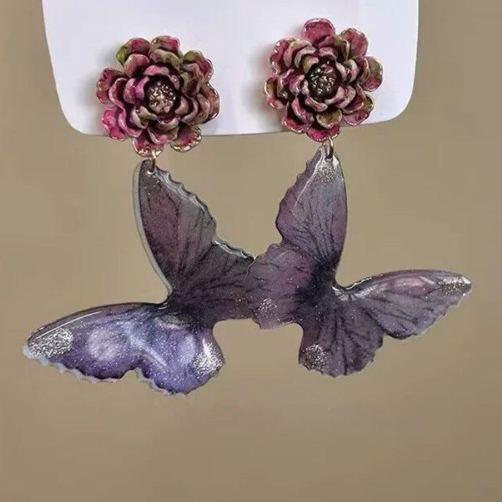 Charming Earring for Any Occasion