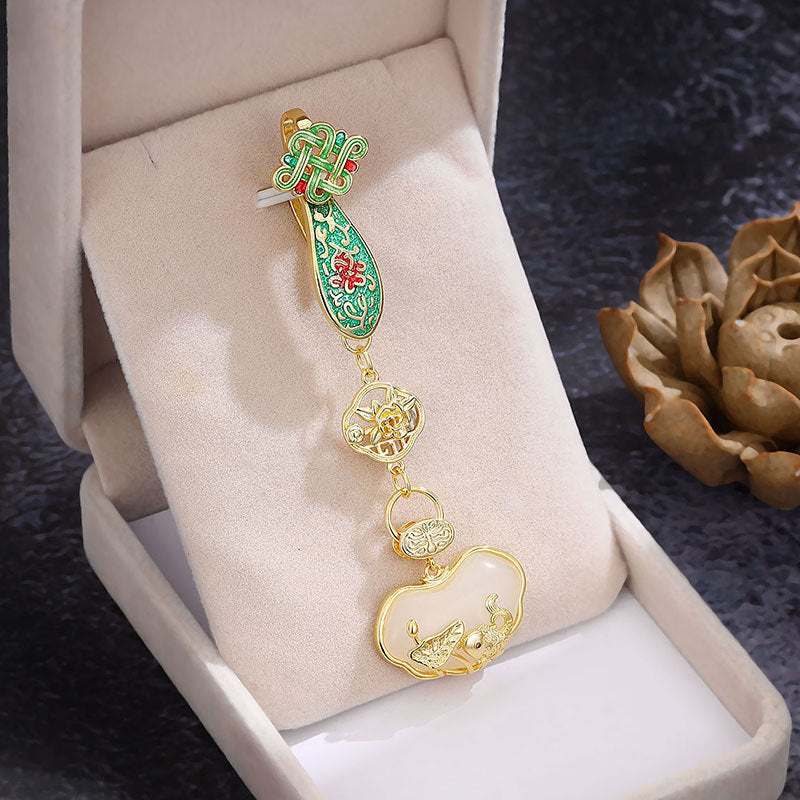 Charming Pendant for Any Occasion