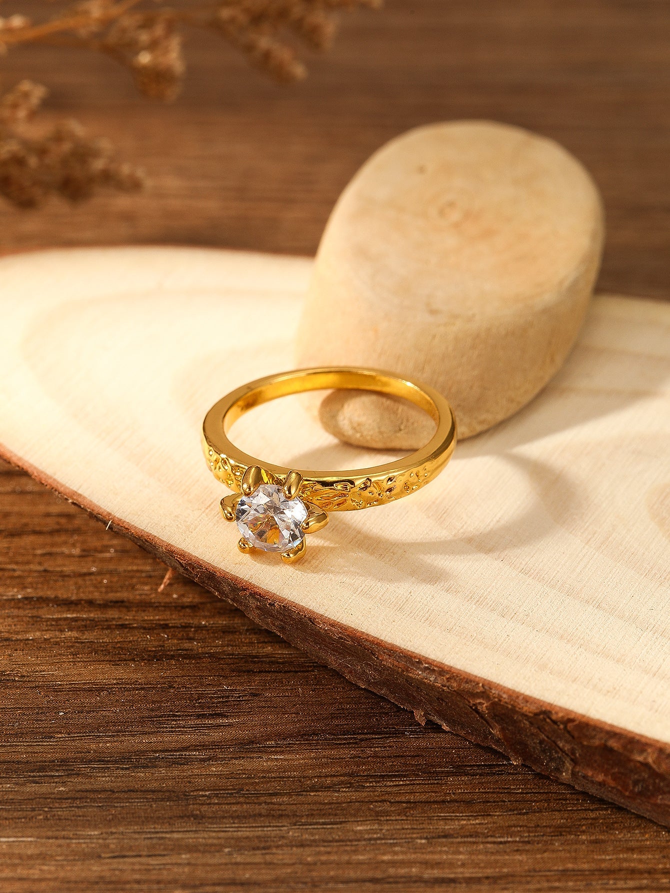 Elegant Ring for Every Occasion