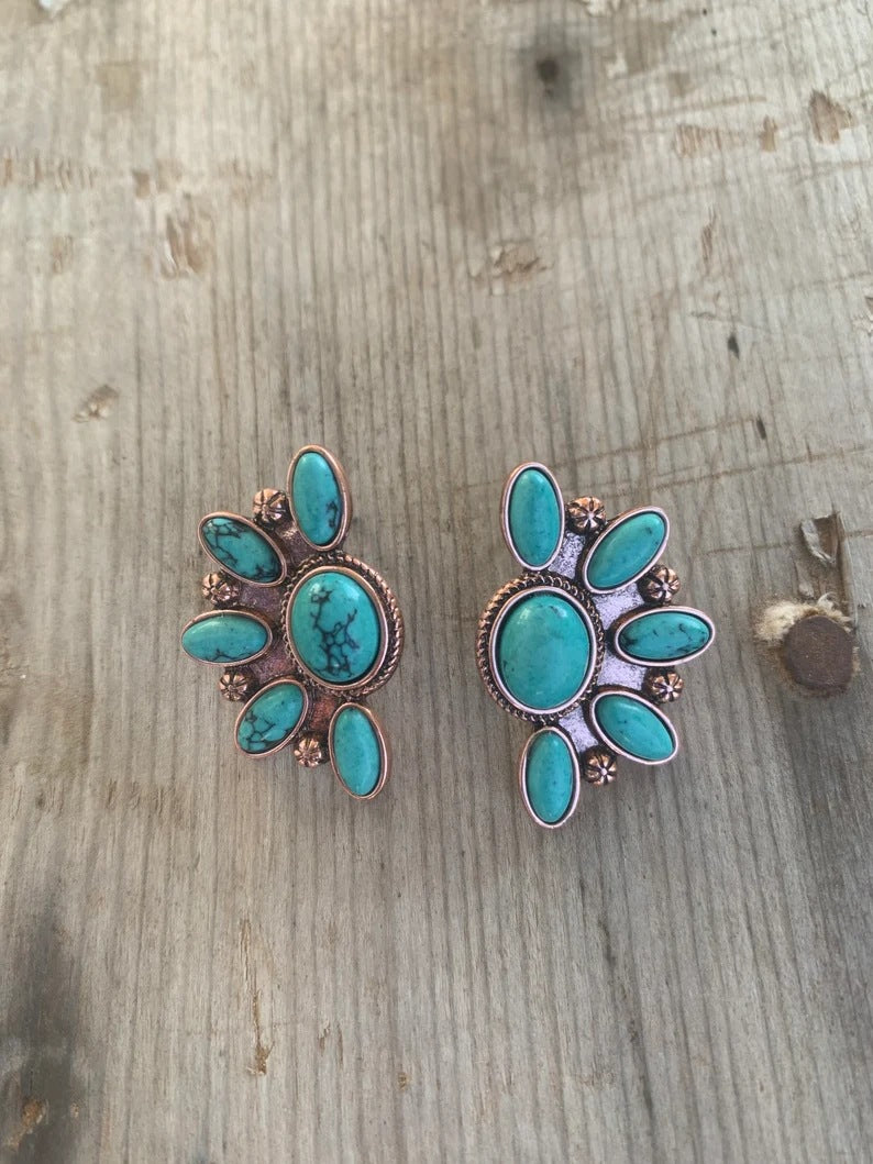 Elegant Earring for Every Occasion