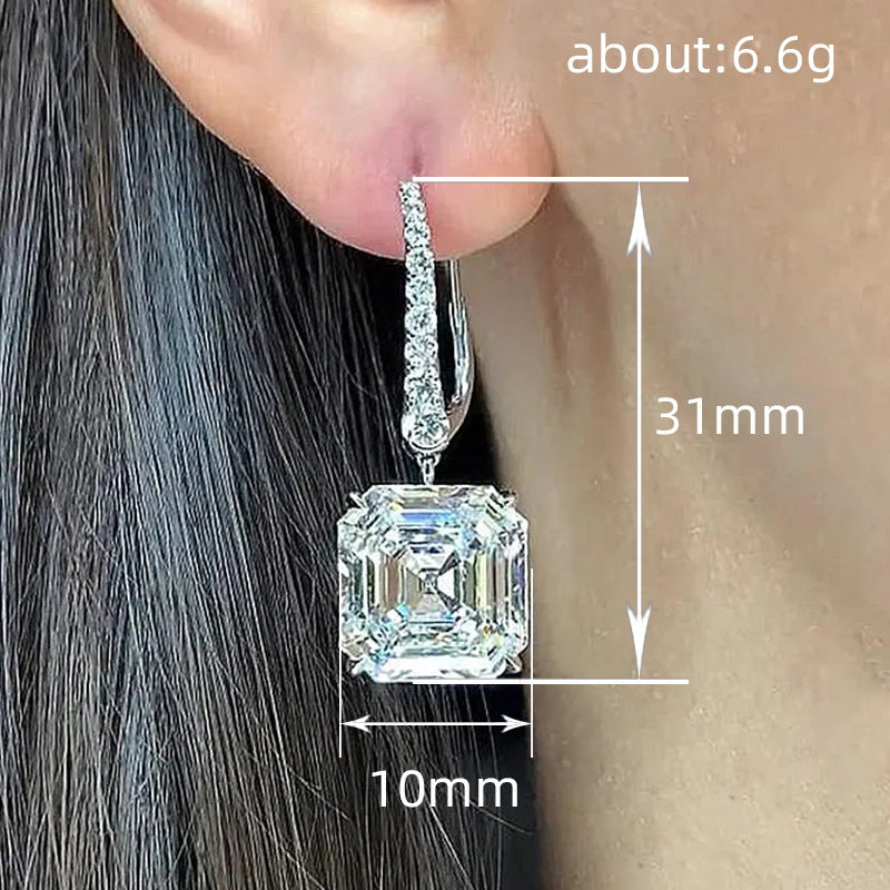 Romantic Earring for Special Moments