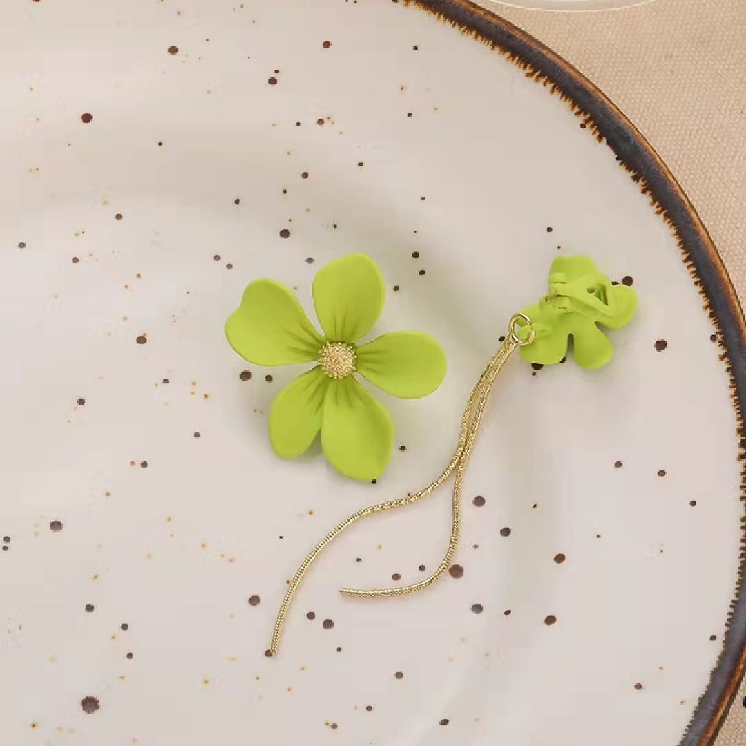 Romantic Earring for Special Moments