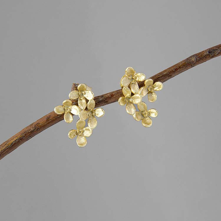 Beautiful Gold Earring with Unique Style