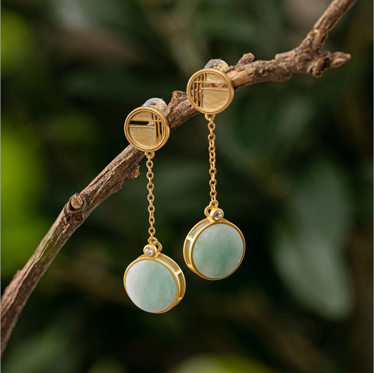 Elegant Gold Earring for Every Occasion