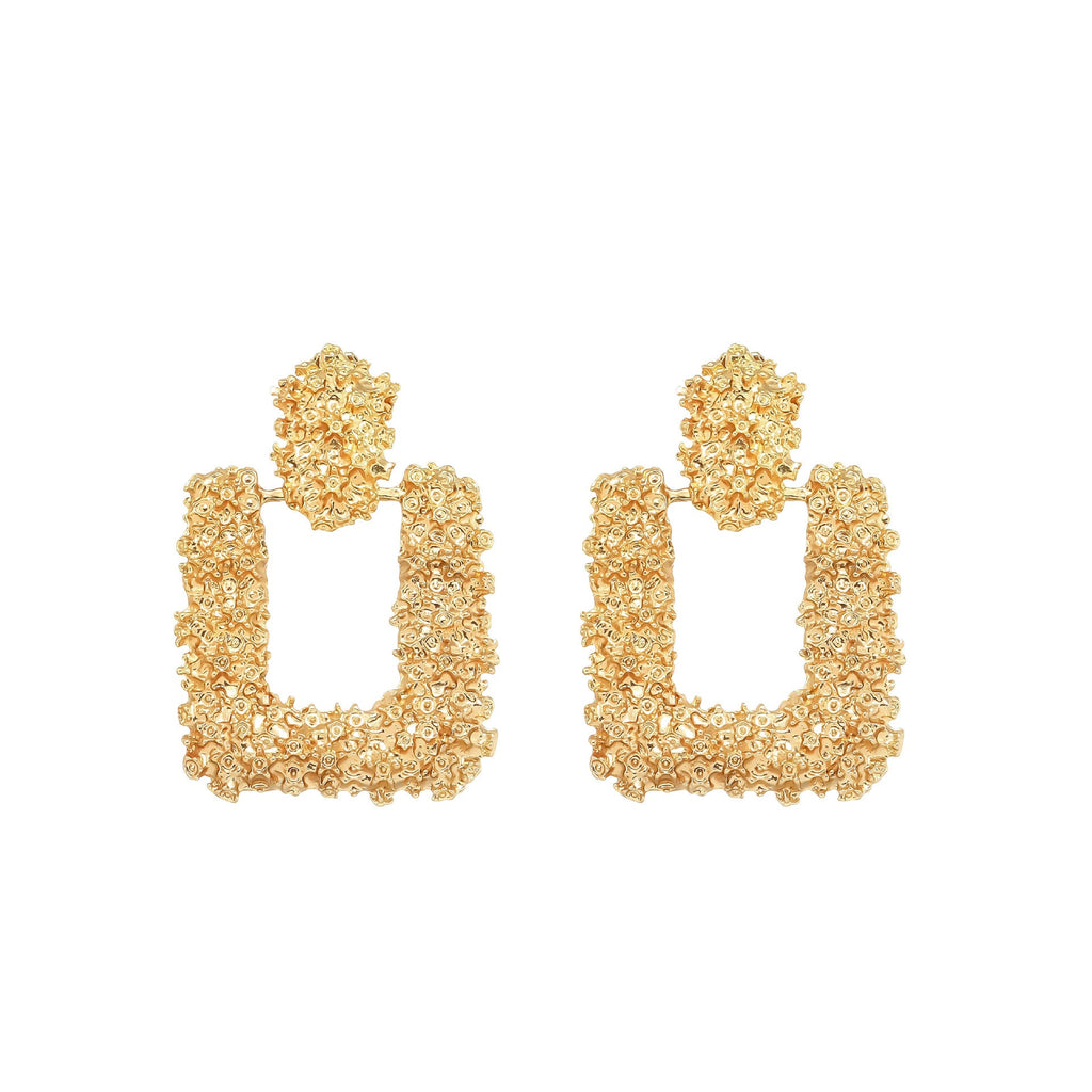 Stunning Gold Earring for Daily Wear