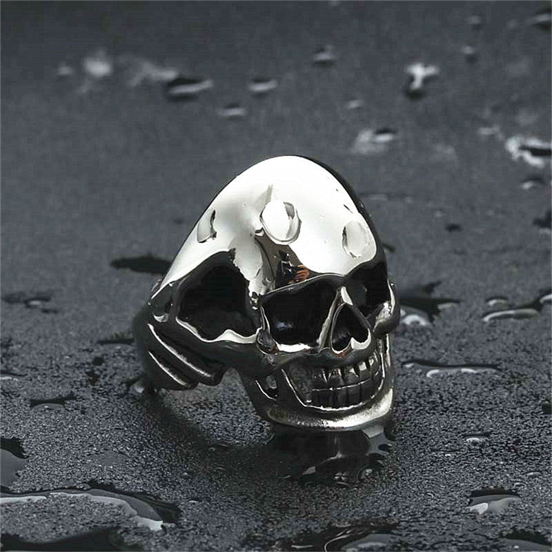 Classic Ring with Timeless Appeal