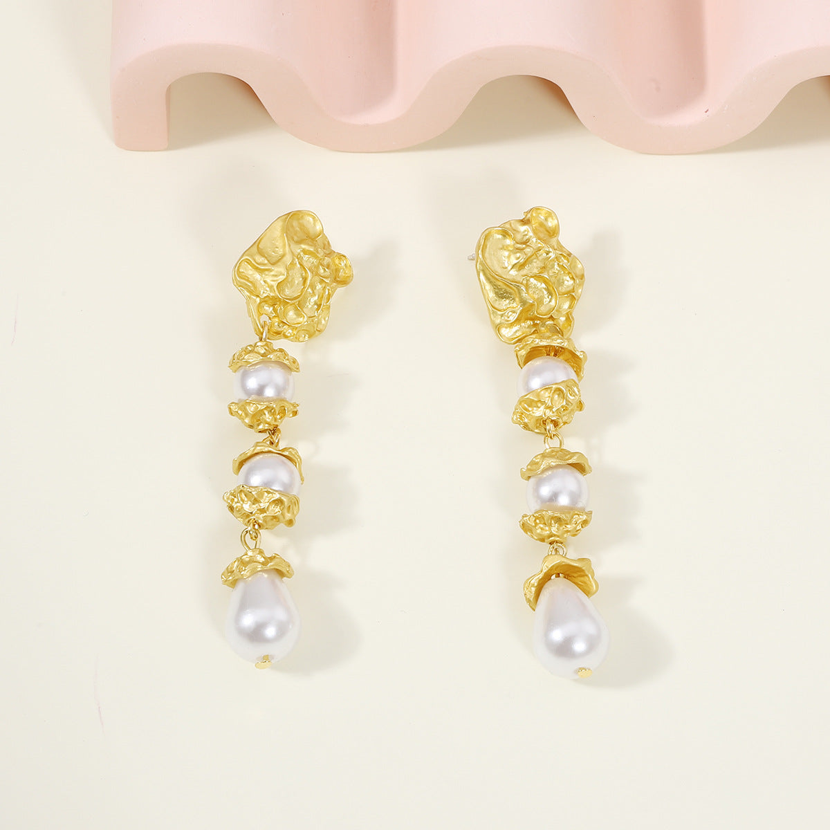 Stunning Pearl Earring for Daily Wear