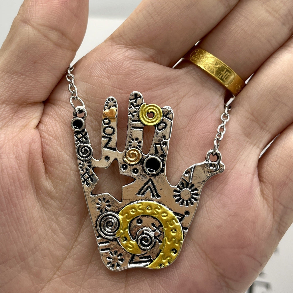 Stunning Necklace for Daily Wear