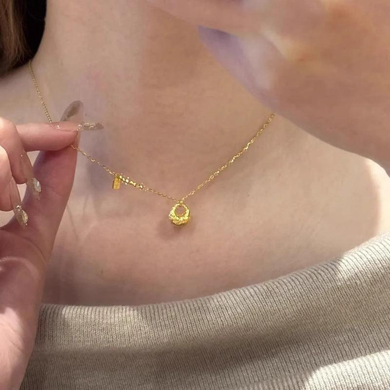 Stunning Necklace for Daily Wear