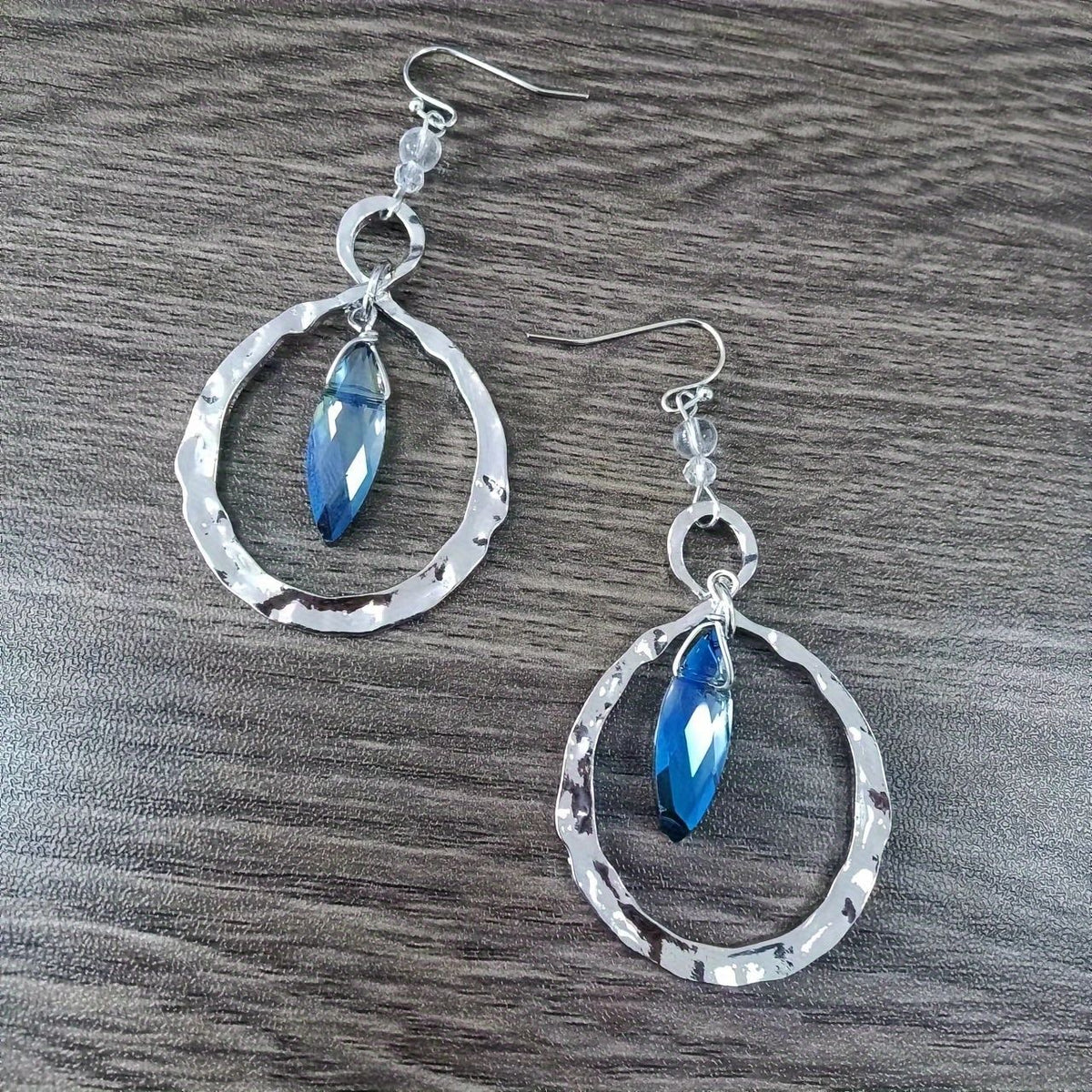 Charming Earring for Any Occasion