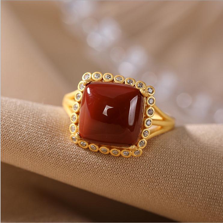 Stunning Gold Ring for Daily Wear