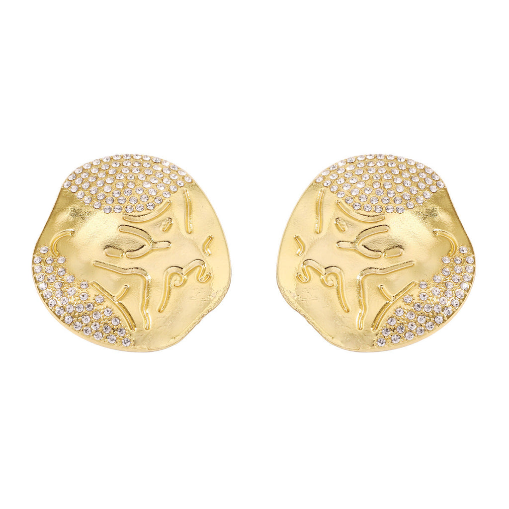Classic Earring with Timeless Appeal