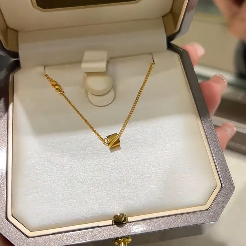 Elegant Piece for Every Occasion