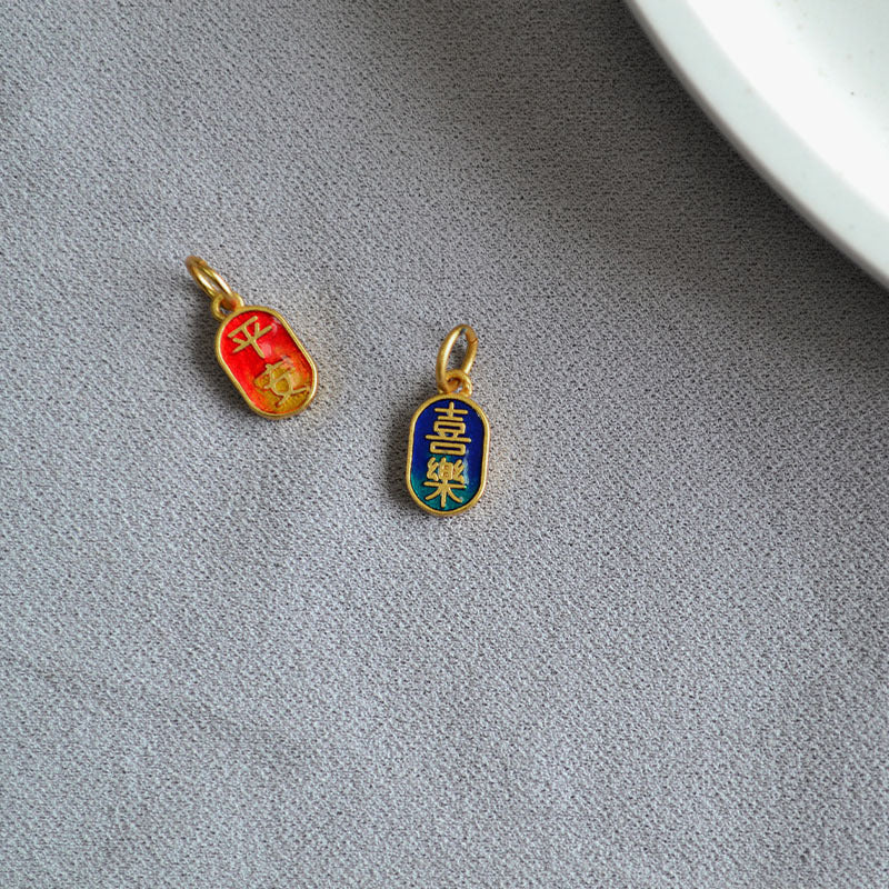 Beautiful Gold Earring with Unique Style