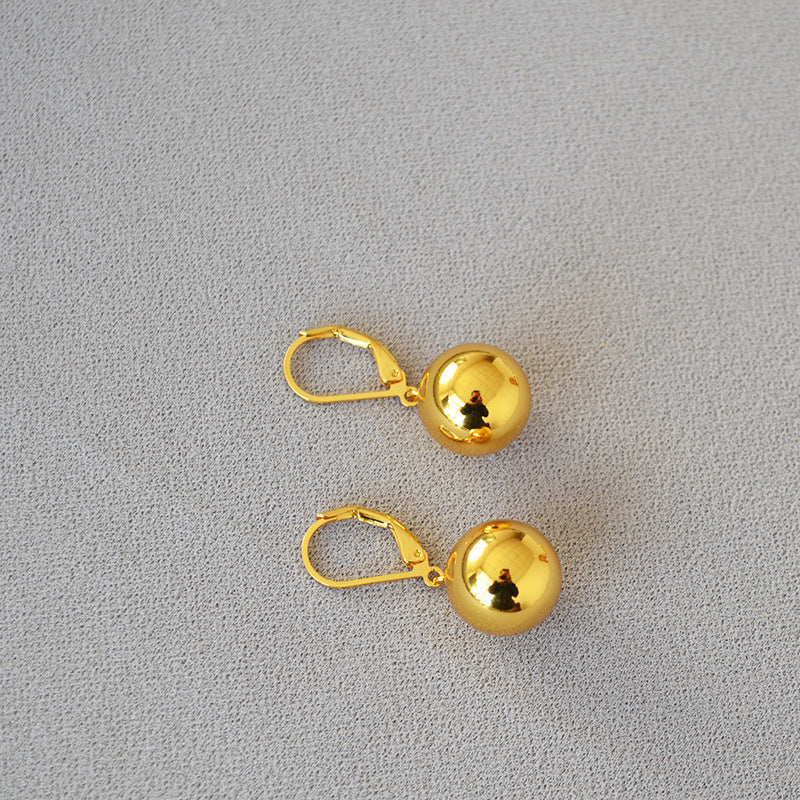 Delicate Artisan Gold Earring