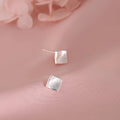 Charming Piece for Any Occasion
