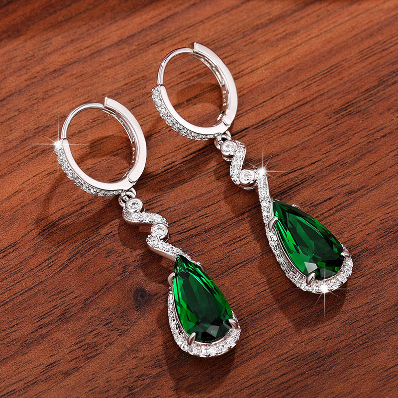 Elegant Earring for Every Occasion