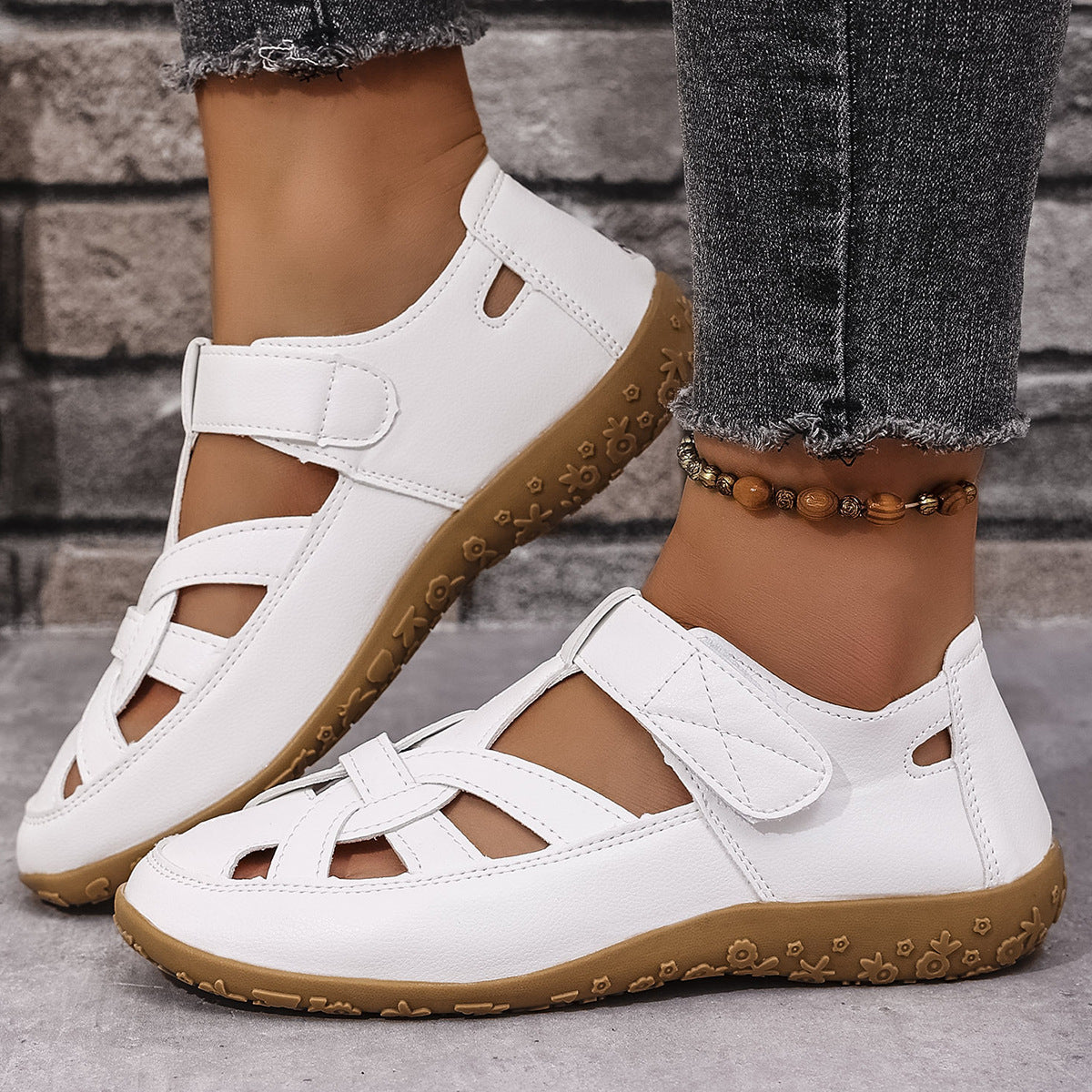 Chic Orthopedic Sandals with Unique Design