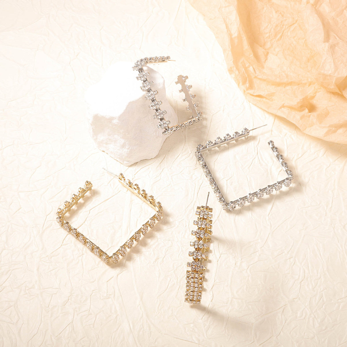 Stunning Earring for Daily Wear