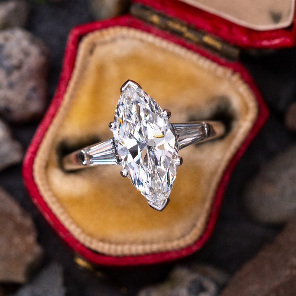 Classic Set with Timeless Appeal