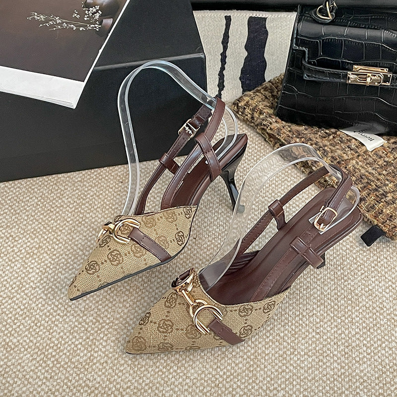Graceful Orthopedic Sandals for Modern Look