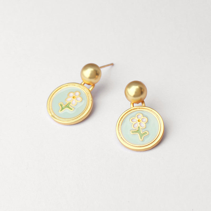 Stunning Earring for Daily Wear