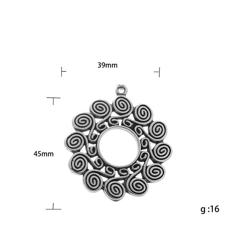 Charming Pendant for Any Occasion
