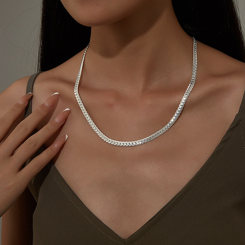 Stunning Necklace for Daily Wear