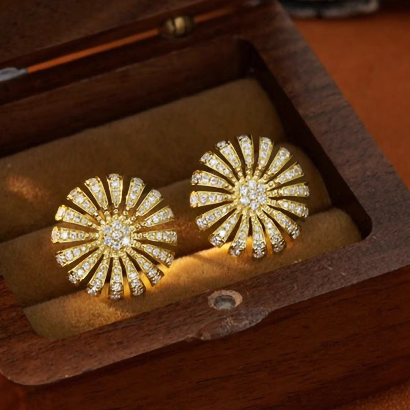 Elegant Earring for Every Occasion