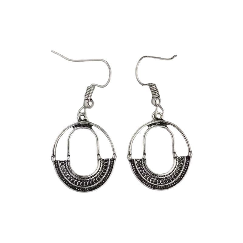 Charming Earring for Any Occasion