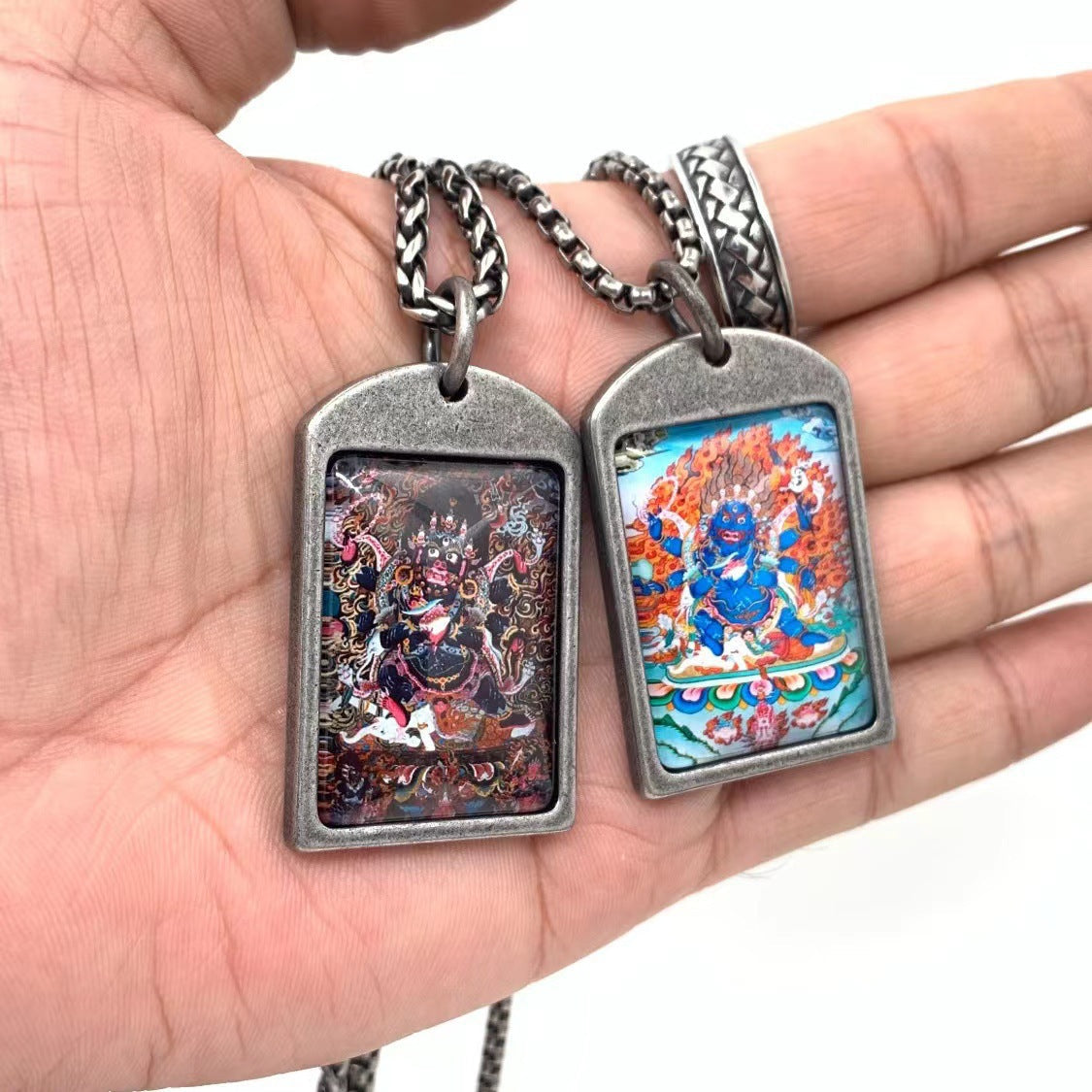 Romantic Pendant for Special Moments